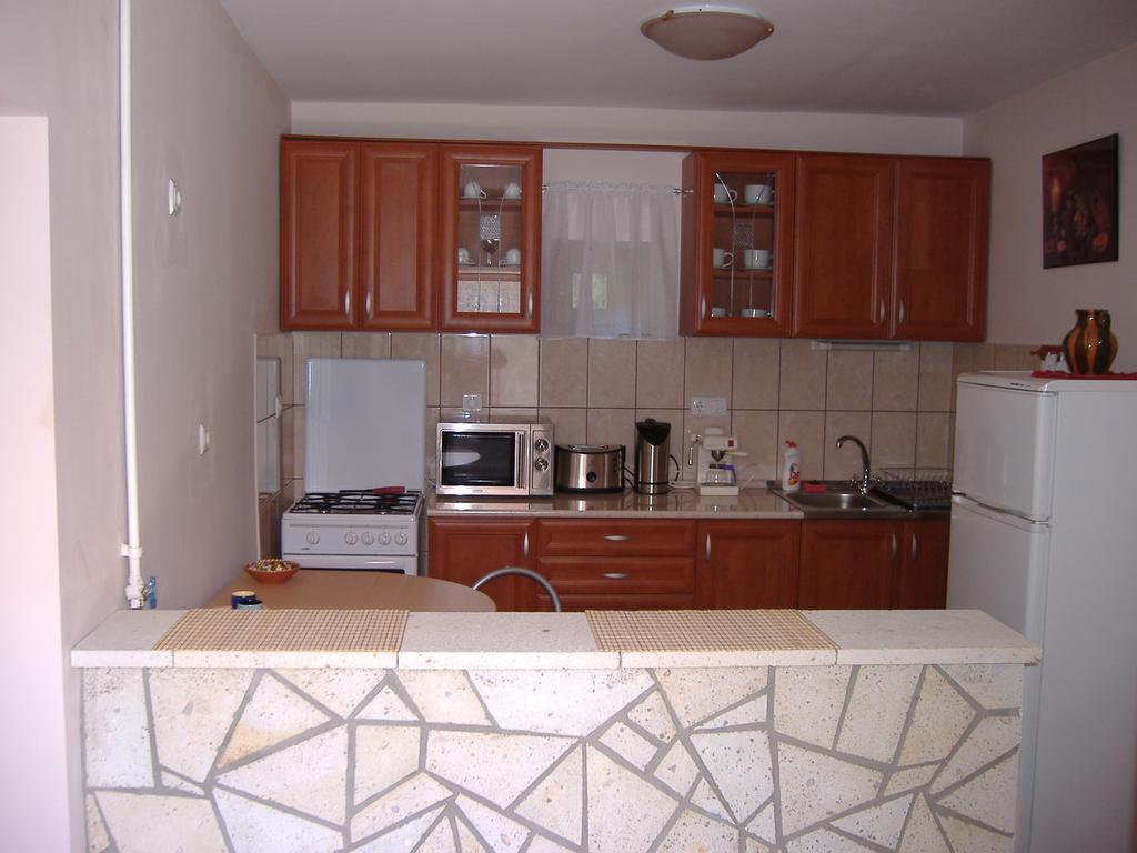 Fenyves Apartman Sarospatak Luaran gambar